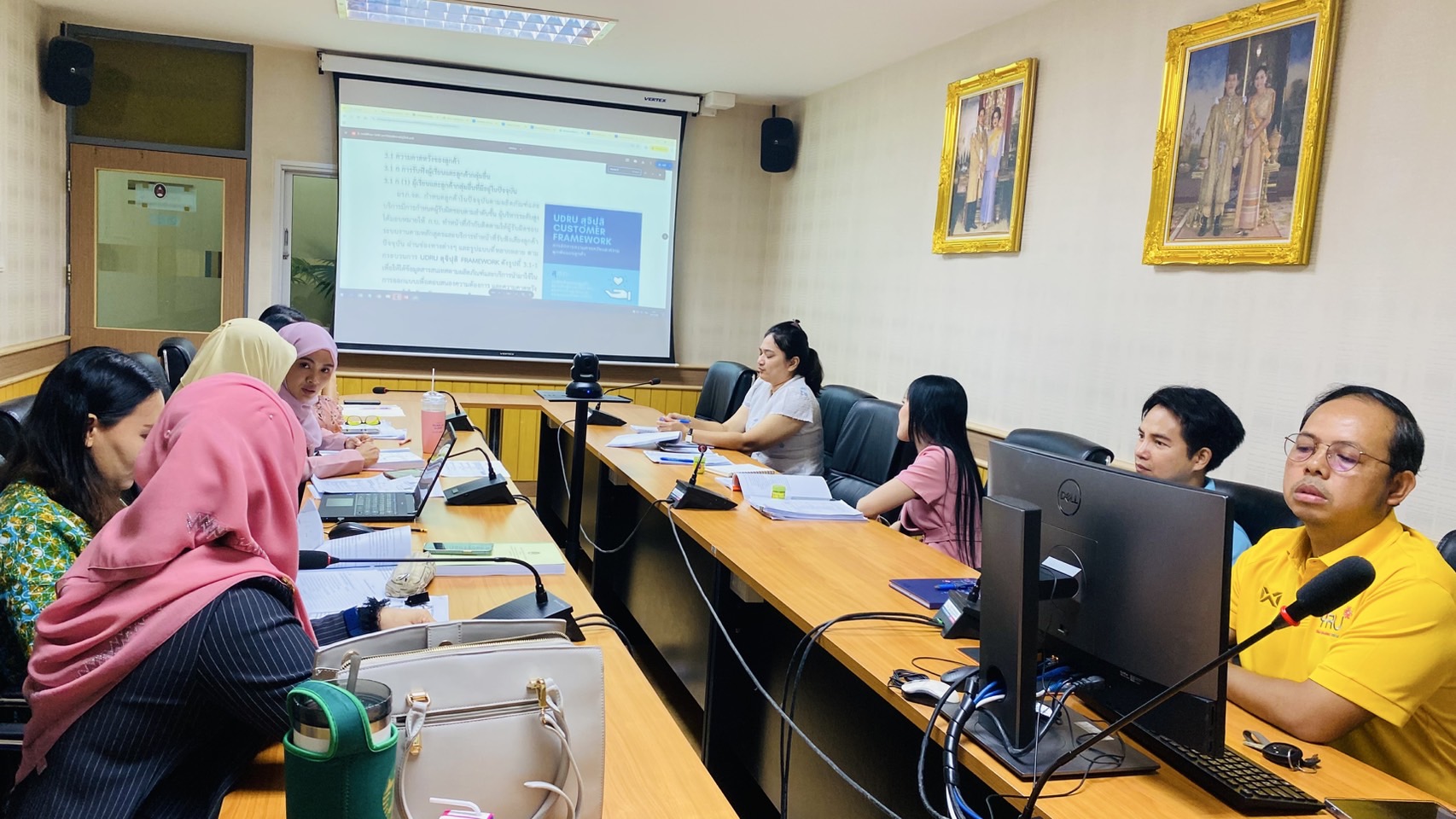 กองบริการการศึกษา ประชุมชี้แจงแนวทางการรายงานการประเมินตนเอง ตามเกณฑ์คุณภาพการศึกษาเพื่อการดำเนินการที่เป็นเลิศ (EdPEx)