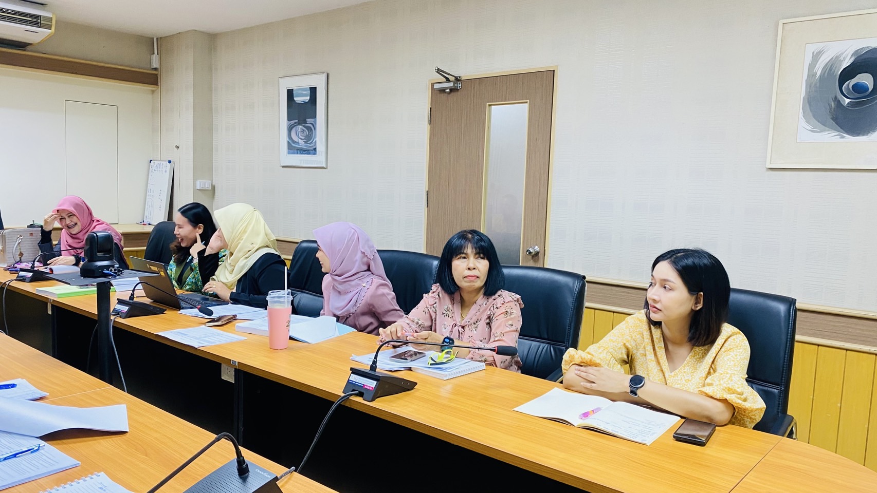 กองบริการการศึกษา ประชุมชี้แจงแนวทางการรายงานการประเมินตนเอง ตามเกณฑ์คุณภาพการศึกษาเพื่อการดำเนินการที่เป็นเลิศ (EdPEx)