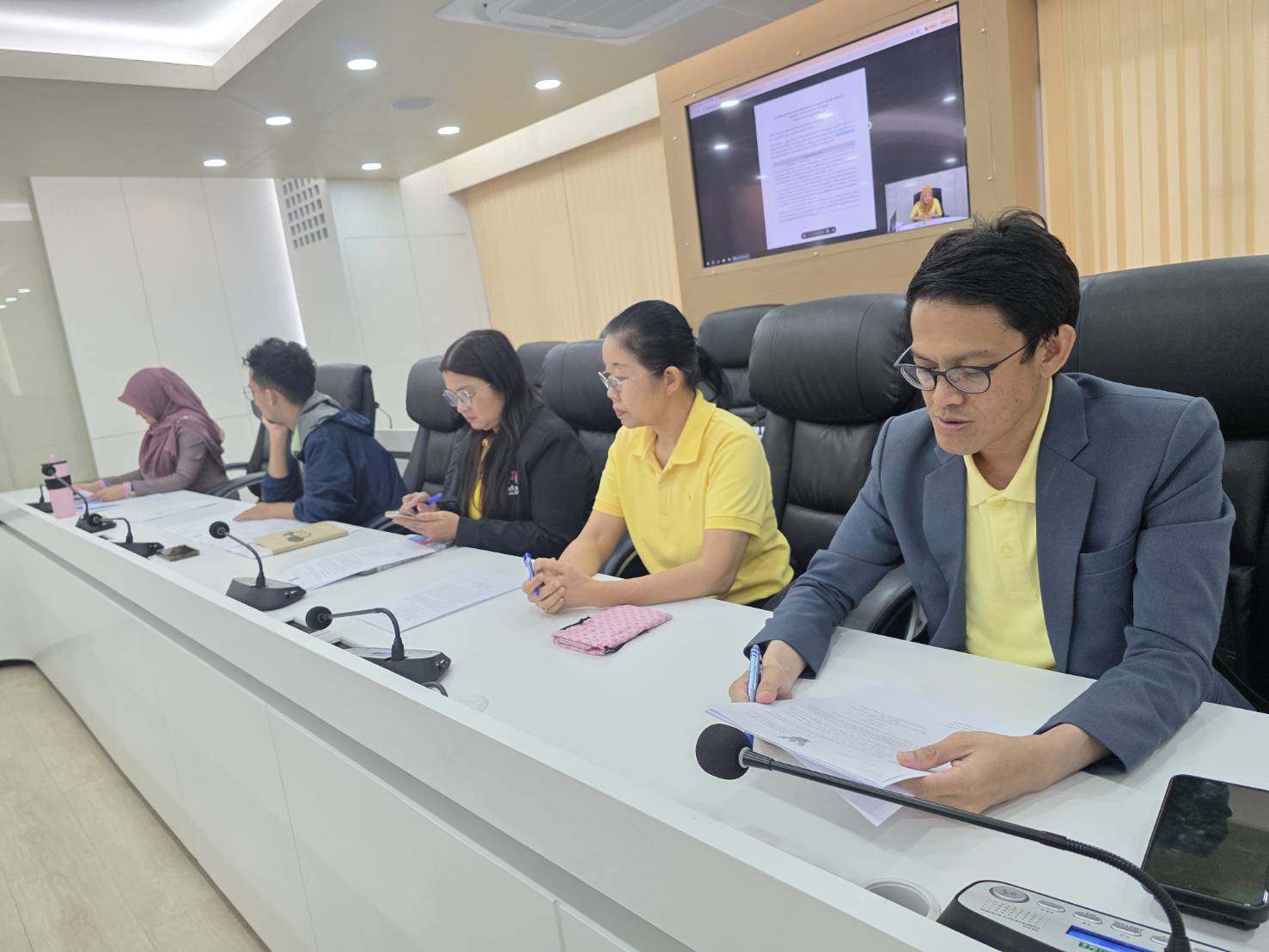 ฝ่ายวิชาการและคุณภาพบัณฑิต พิจารณาหลักสูตร SandBox ตามข้อเสนอแนะ